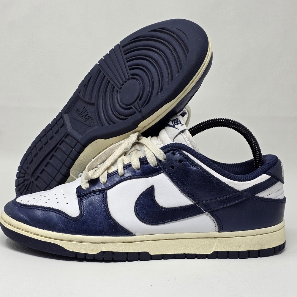Nike Dunk Low Premium “Midnight Navy” FN7197-100 Women’s Size 9.5 Pre-owned